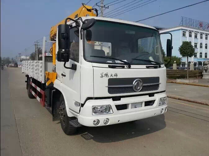 8噸隨車吊多少錢 8噸吊機(jī)什么牌子好 隨車吊價(jià)格