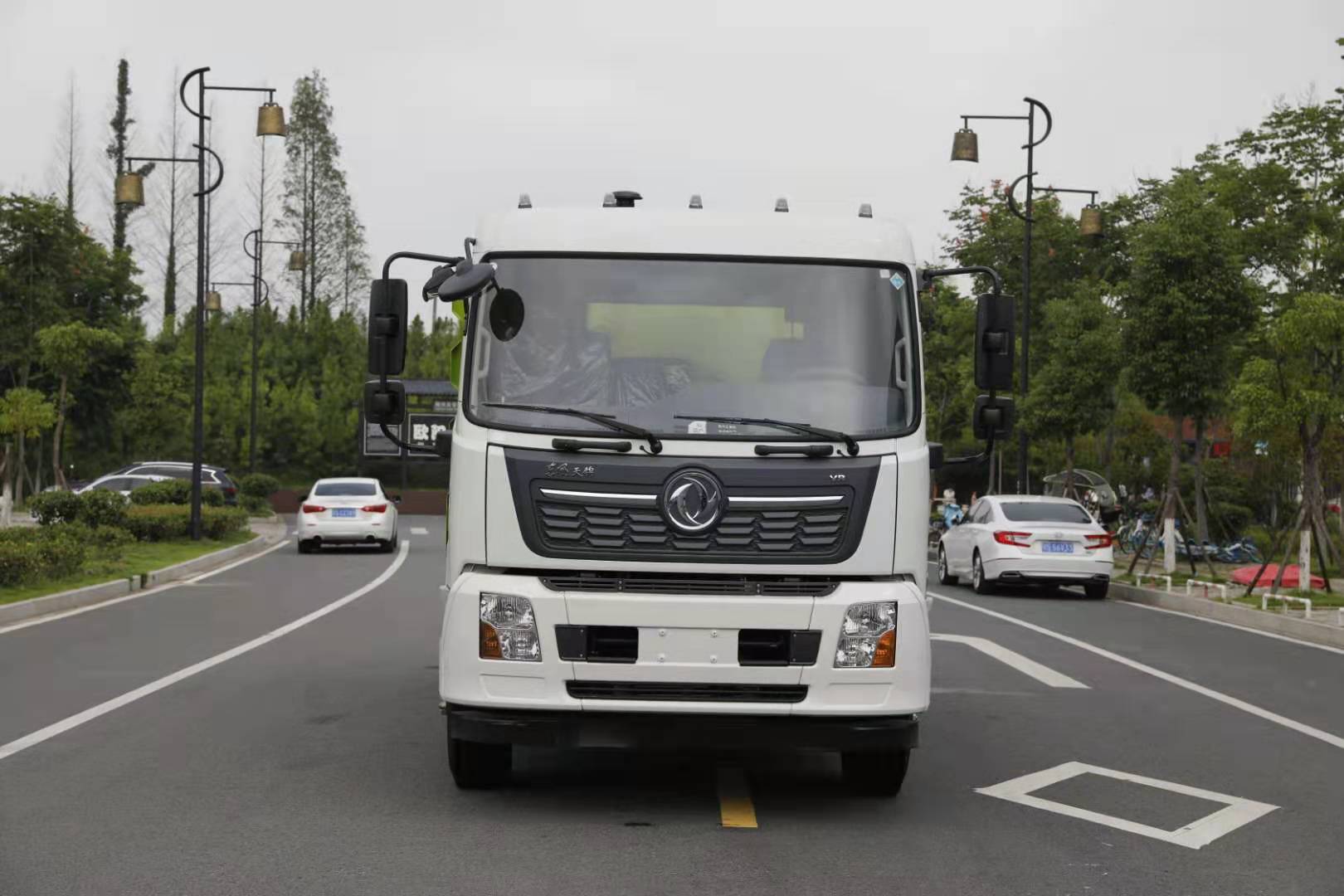 東風11方掃路車 東風天錦掃路車價格廠家  掃路車報價
