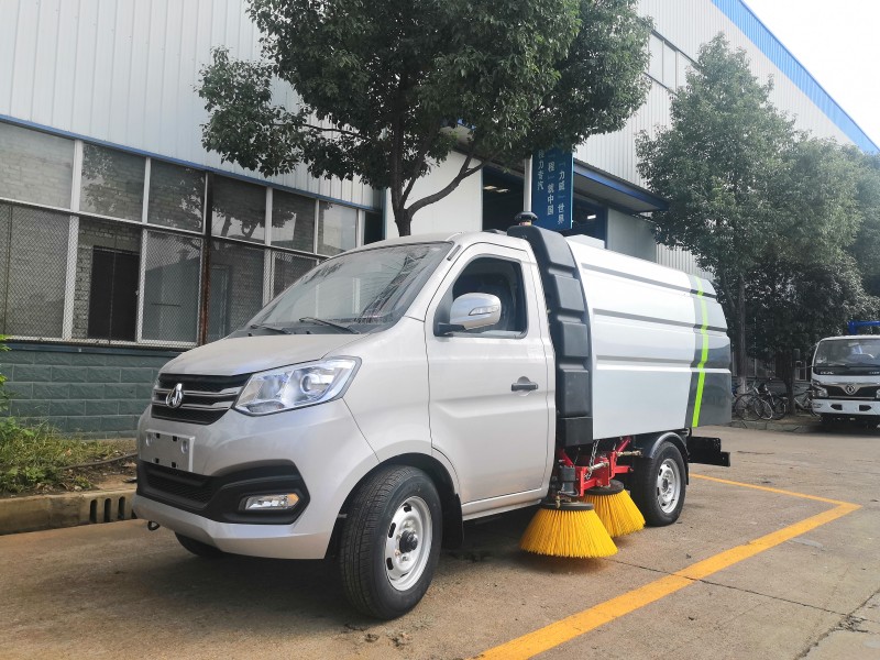 長安3方掃路車 汽油掃路車廠家 藍牌掃路車價格報價