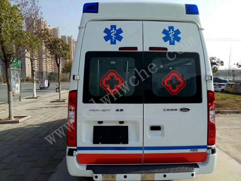福特348長軸福星頂監(jiān)護型救護車