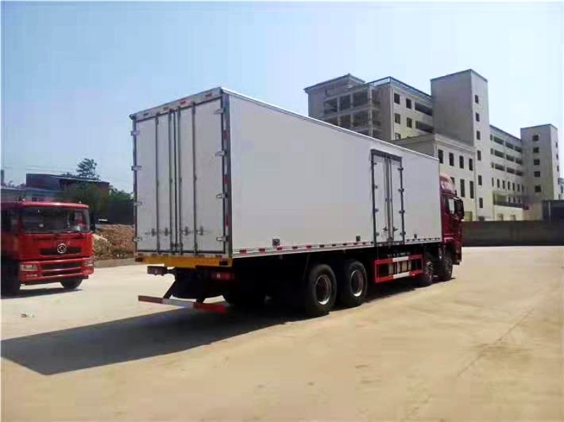 陜汽前四后八9.5米冷藏車（容積60方）  2-9.6米冷藏車價格廠家報價大全